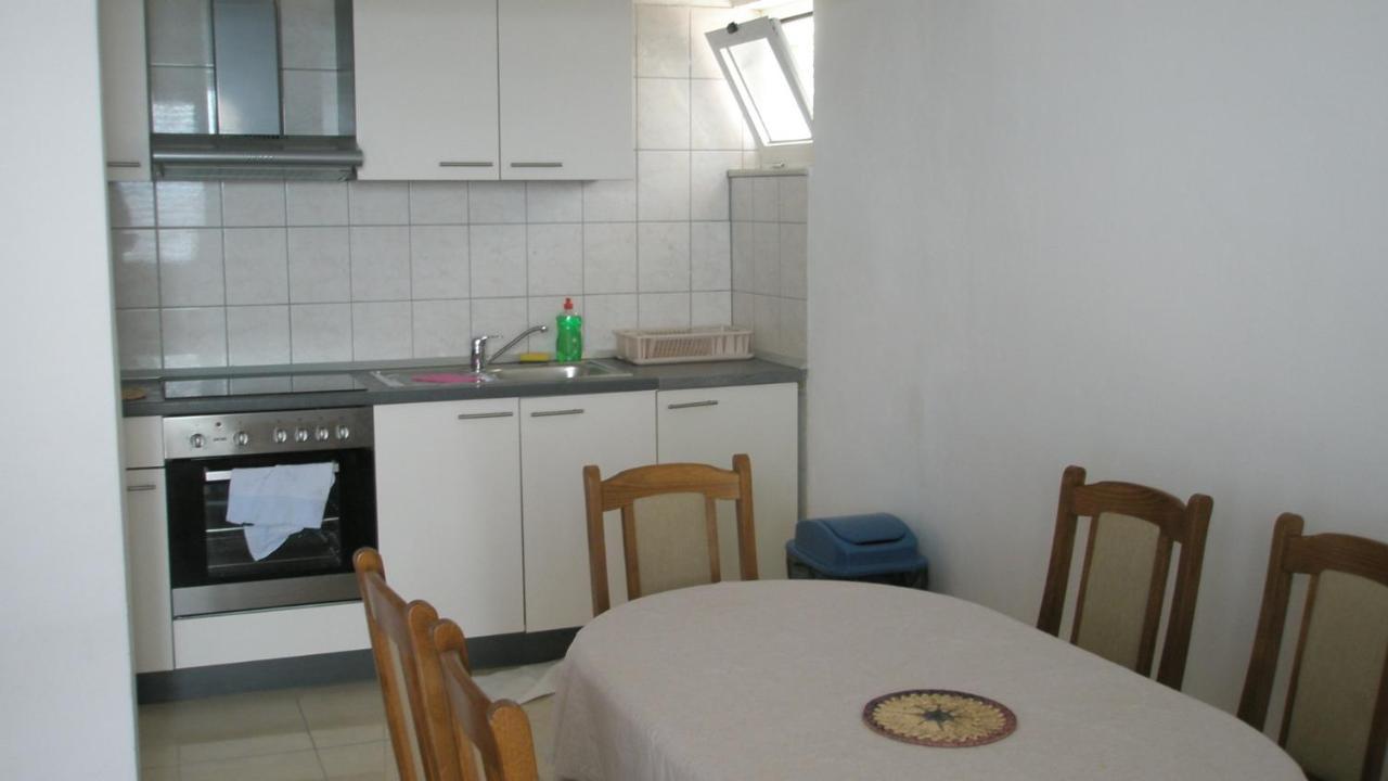 Guesthouse Marija Podstrana Exteriör bild