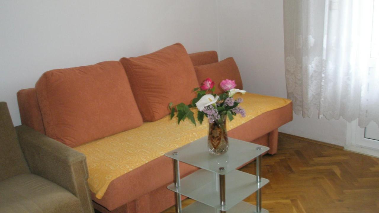 Guesthouse Marija Podstrana Exteriör bild